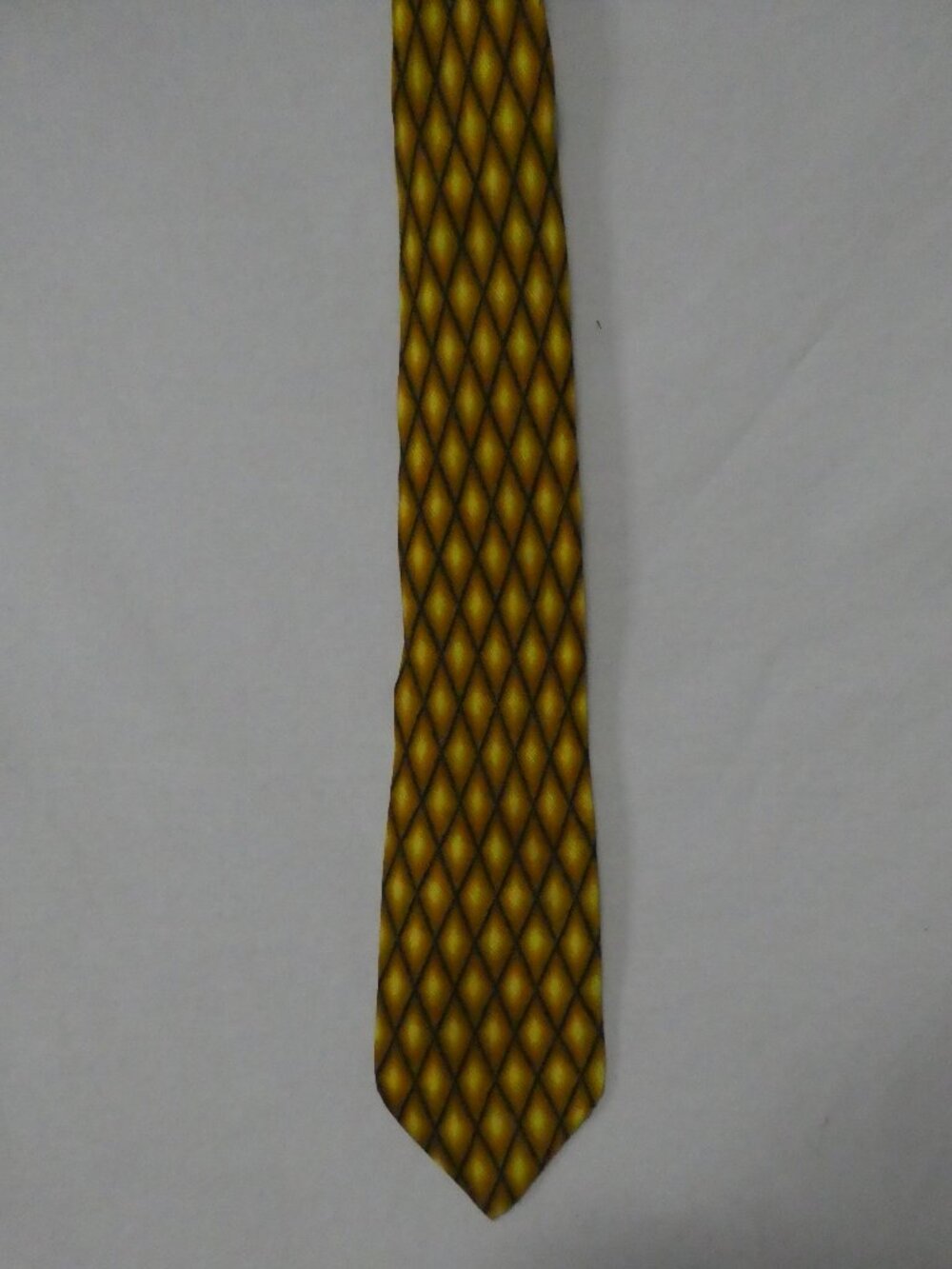 Vintage EROS Made In Italy Silk Tie Yellow Gold Diamond Harlequin Geometric